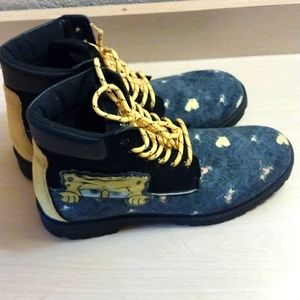 SpongeBob grey, black, and yellow. Boots size 10